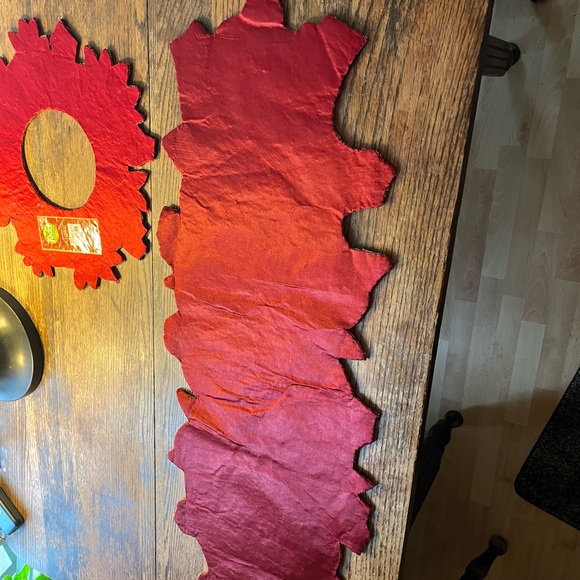 Christmas beaded Table runner and charger. - Picture 12 of 15